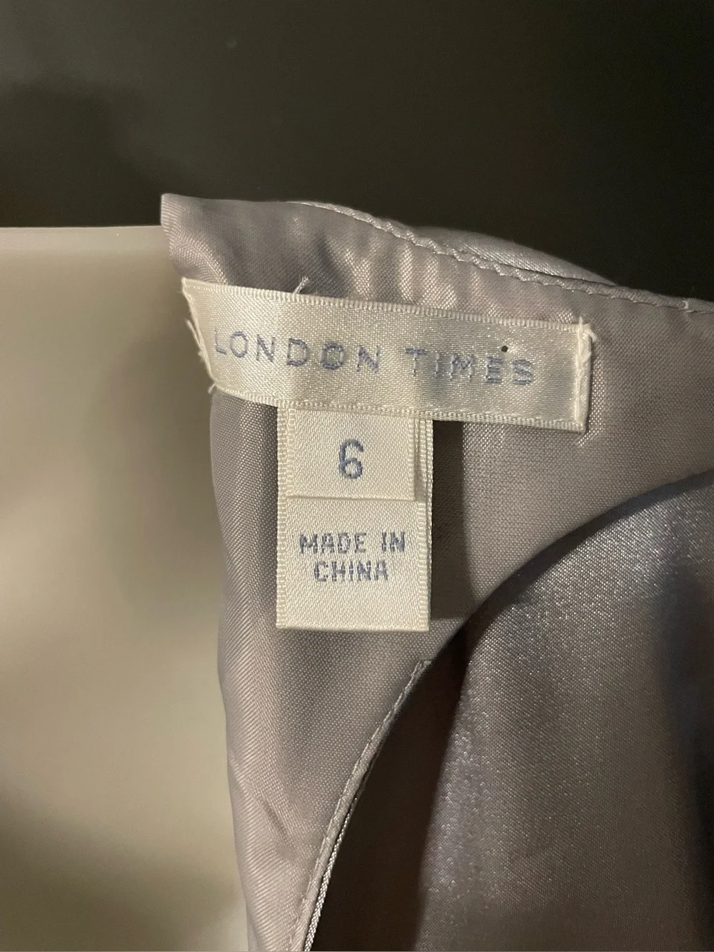 London Times Silver Satin Puff Sleeve Shift Dress Size 6 MCM vibes